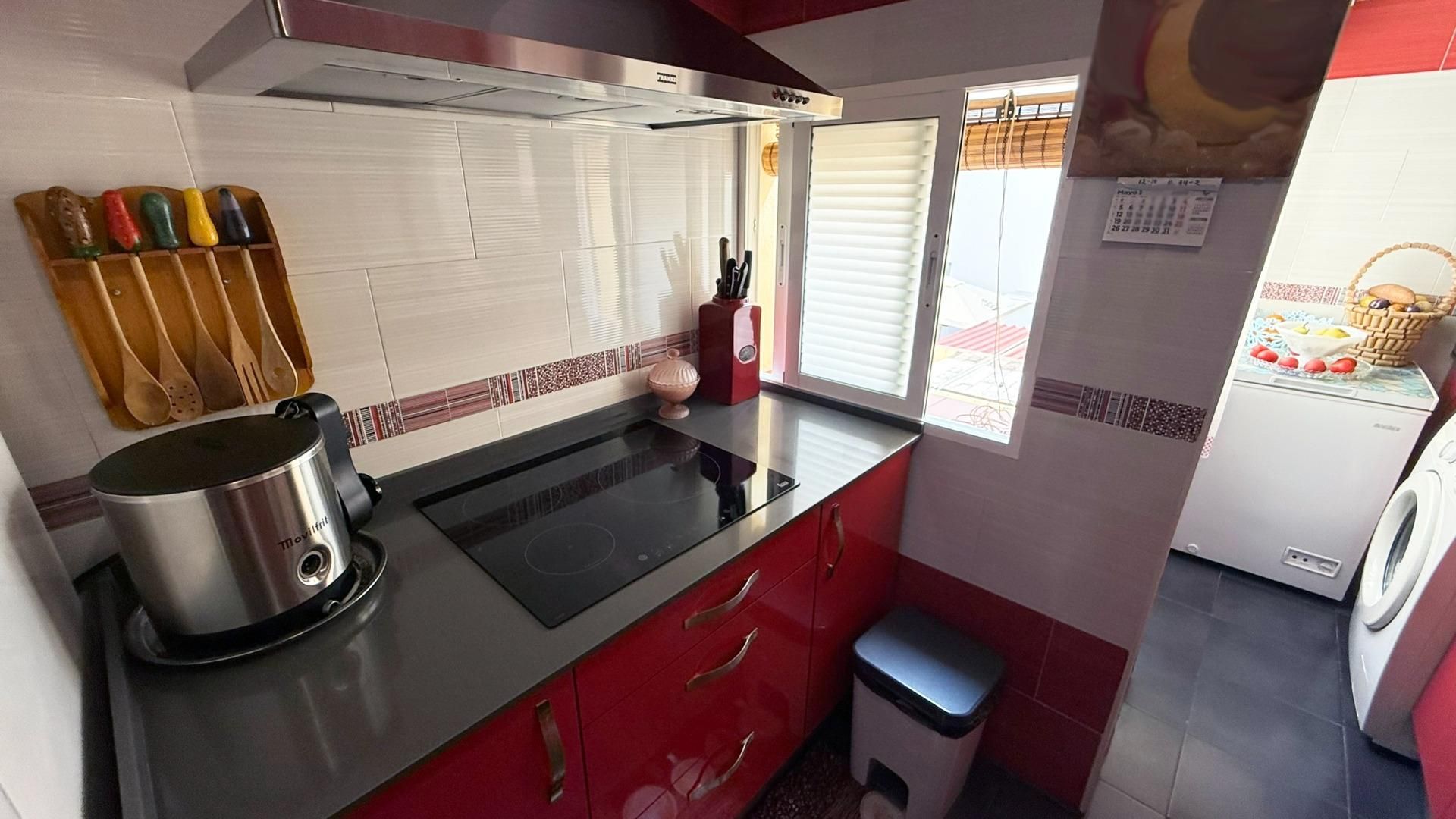 Cuina de Pis en venda en Chiclana de la Frontera amb Balcó