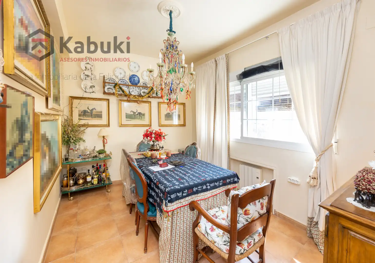 Esszimmer von Einfamilien-Reihenhaus zum Verkauf in Huétor de Santillán mit Heizung und Terrasse