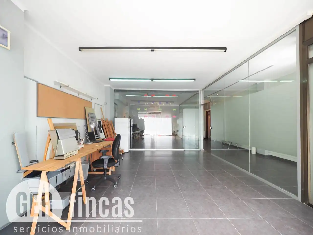 Local comercial en venda a Calle Monturiol, imagen 3