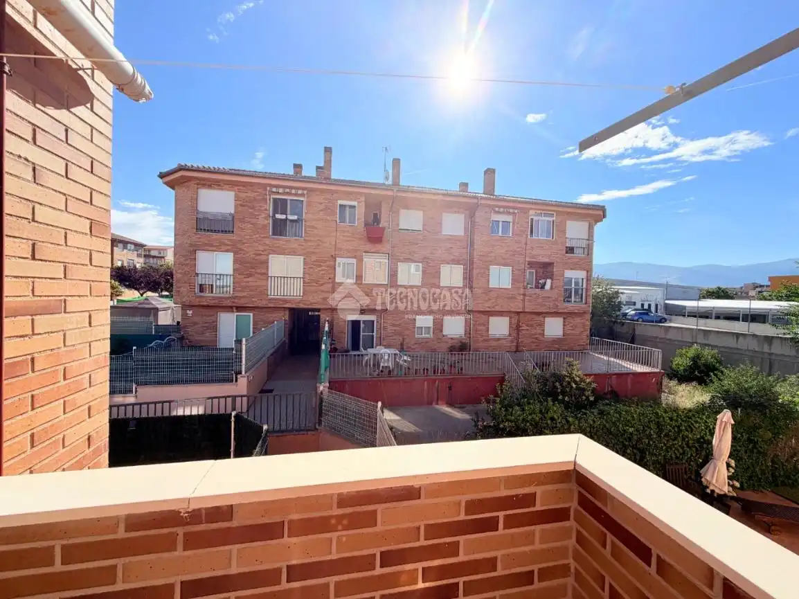 Exterior view of Flat for sale in Palazuelos de Eresma  with Storage room