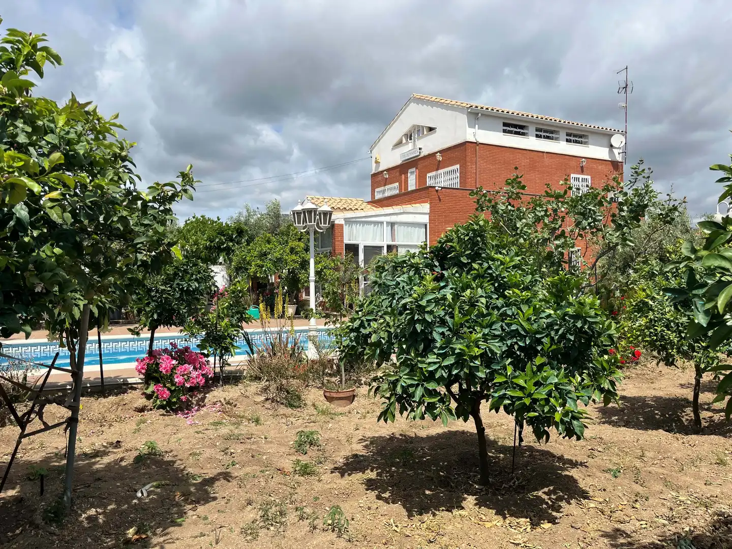 Garden of Houses for sale in El Vendrell  with Air Conditioner, Heating and Terrace