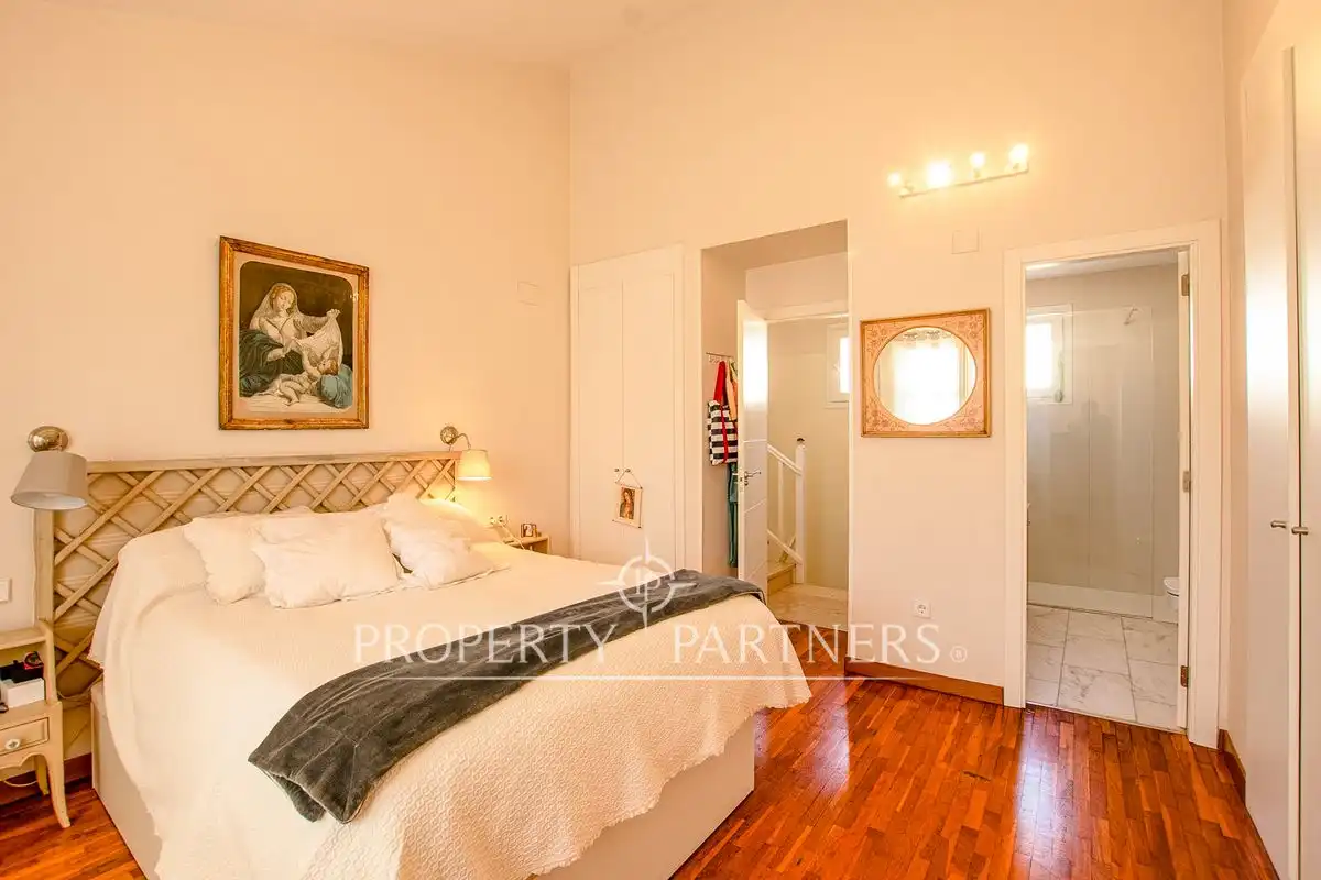 Habitación de Casa adosada en venta en Rocafort con Aire acondicionado, Calefacción y Piscina