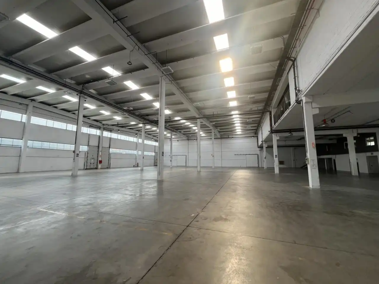 Fabrikhallen zur Miete in Llinars del Vallès