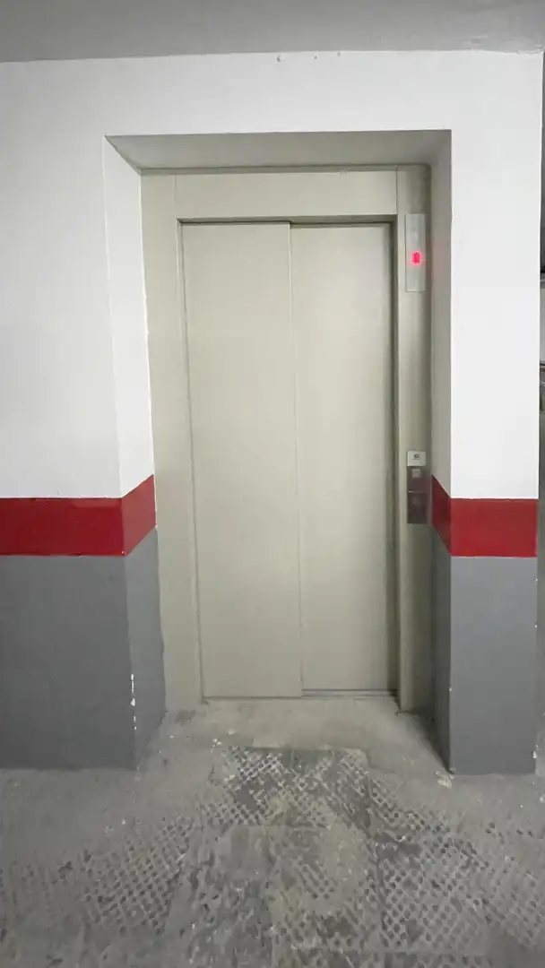 Garage zum Verkauf in Córdoba