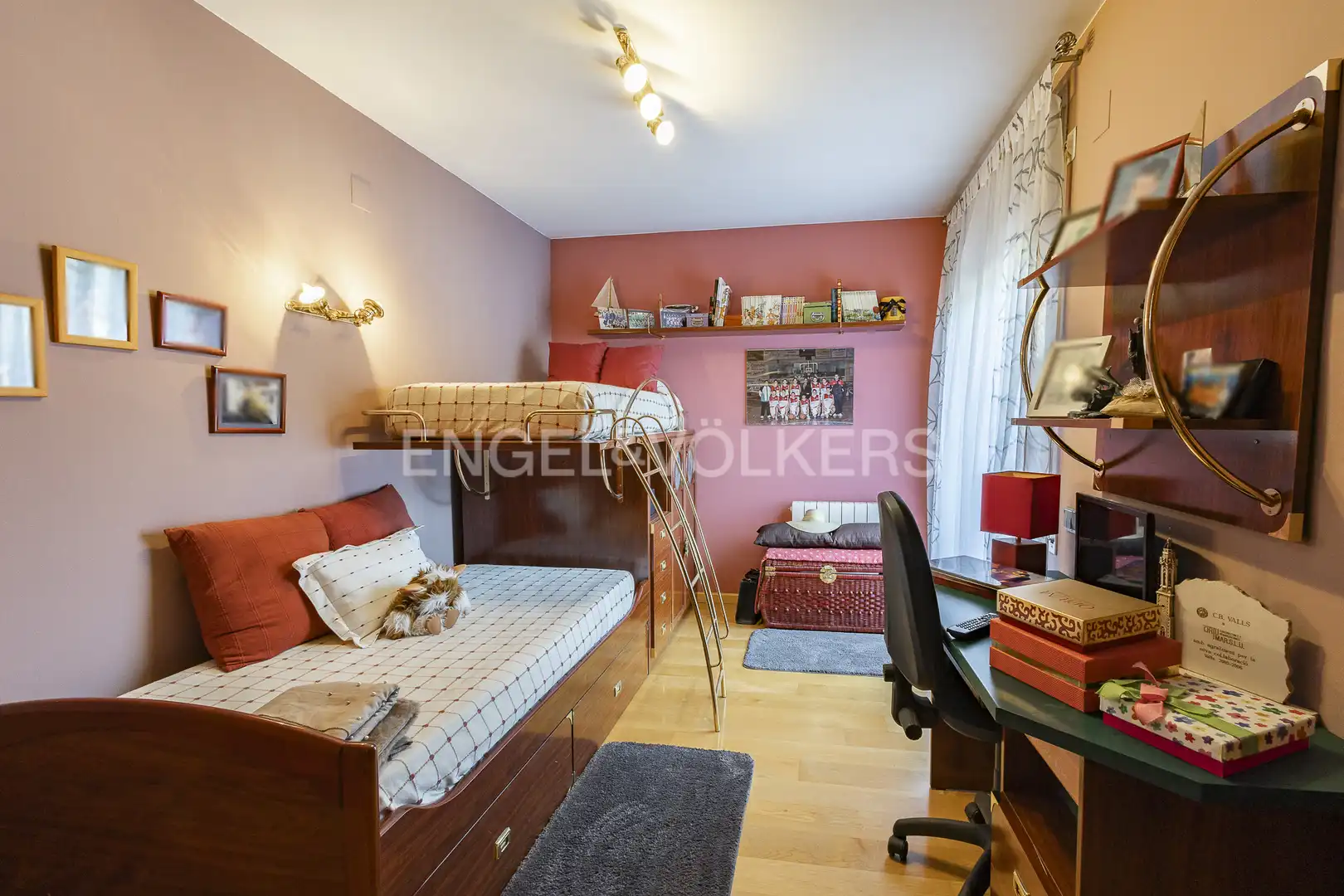 Habitación de Casa o chalet en venta en Tarragona con Aire acondicionado, Calefacción y Jardín privado