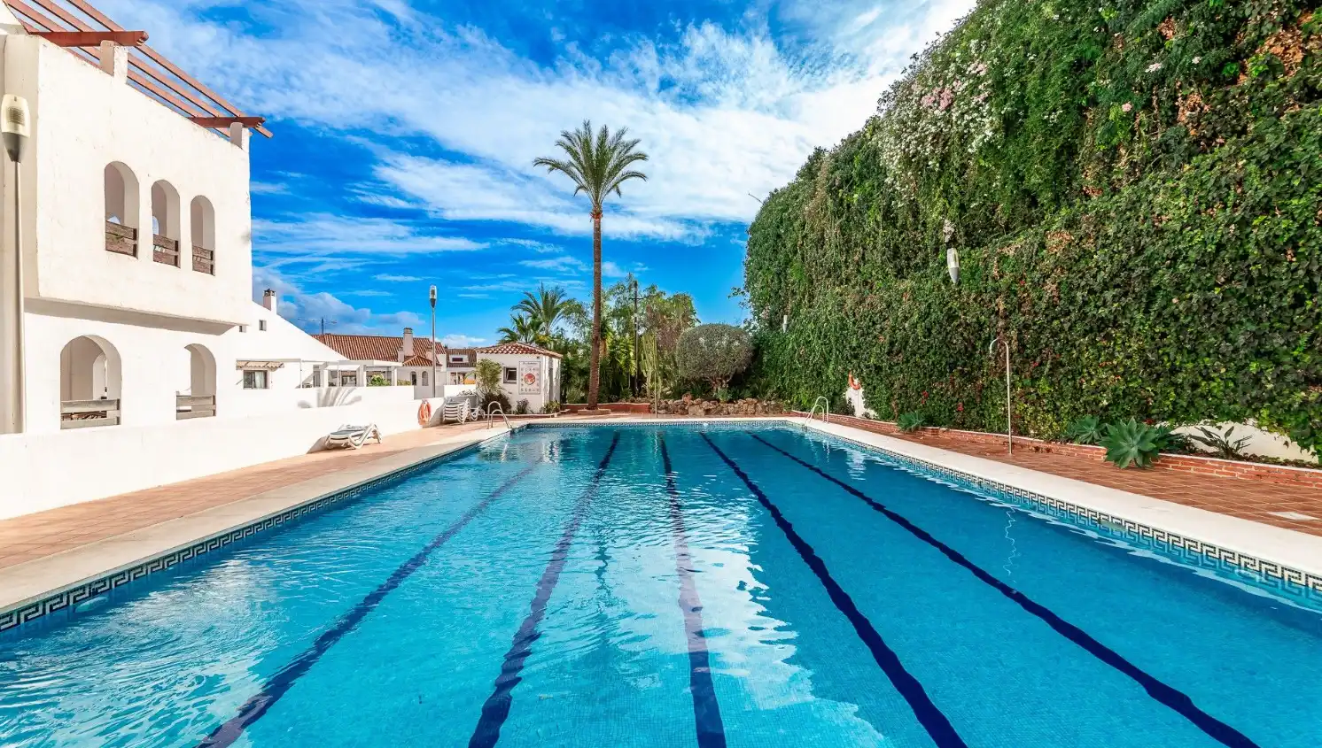 Apartament amb piscina en venda a Nueva Andalucía, imagen 19