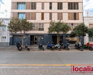 Vista exterior de Àtic en venda en  Almería Capital amb Aire condicionat, Calefacció i Jardí privat