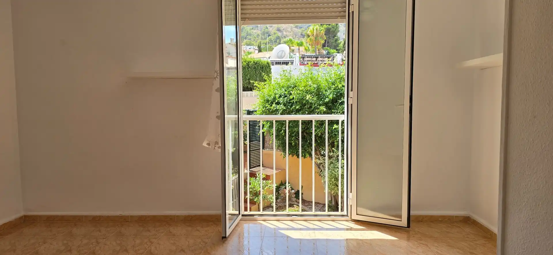Terraza de Casa adosada en venta en L'Alfàs del Pi con Aire acondicionado, Jardín privado y Piscina