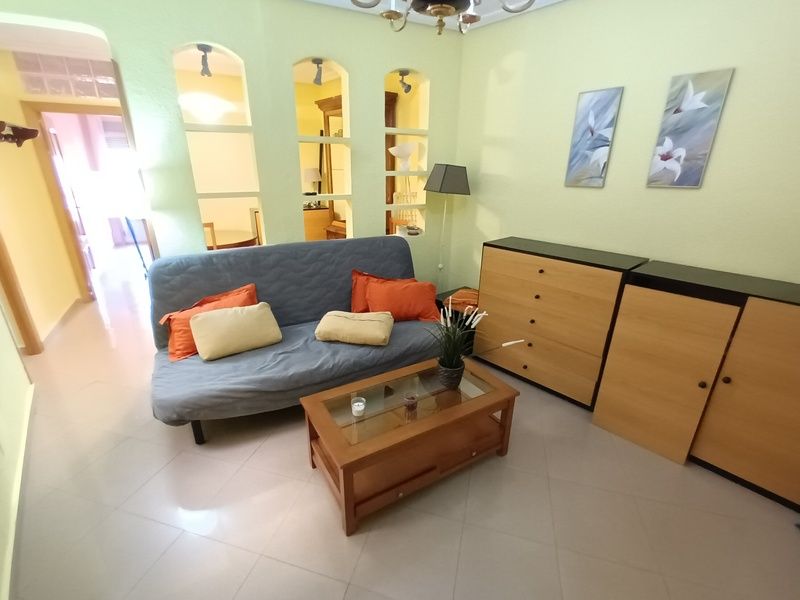 Sala d'estar de Pis en venda en  Madrid Capital amb Aire condicionat, Calefacció i Terrassa