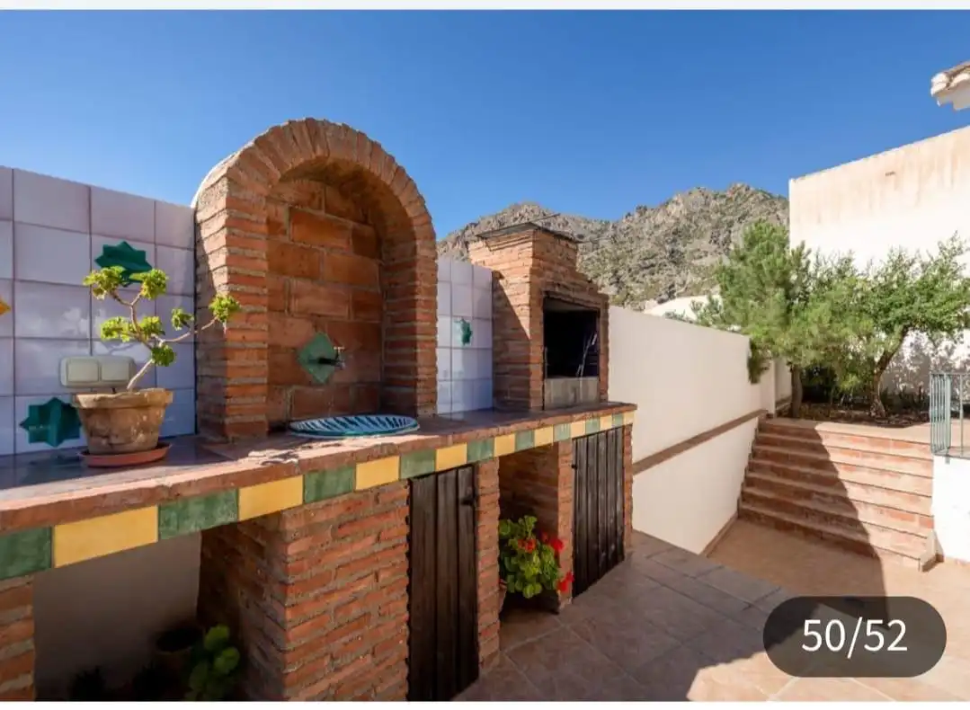 Terrassa de Casa o xalet en venda en Nigüelas amb Jardí privat i Piscina comunitària