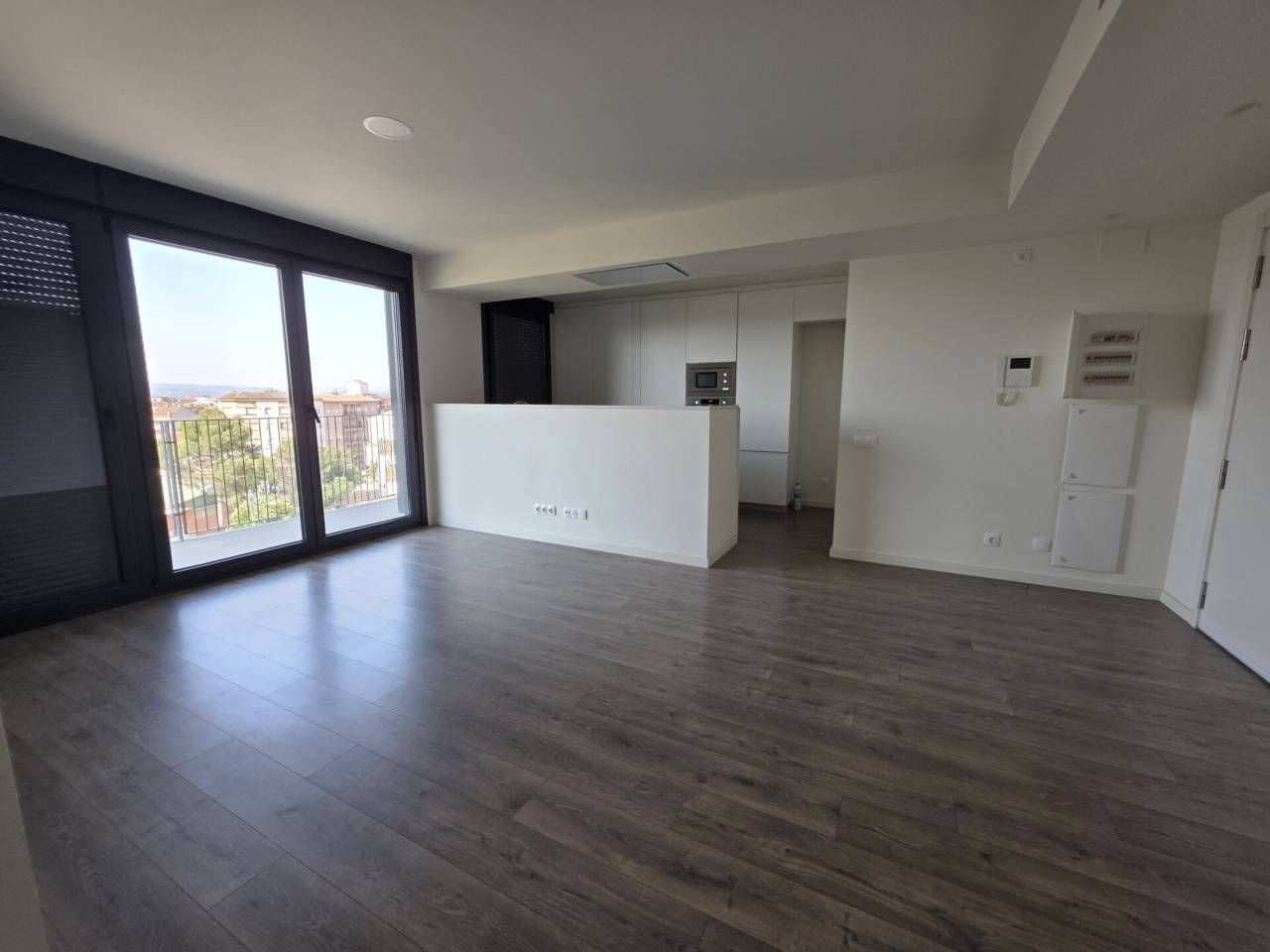 Living room of Flat to rent in Manresa  with Air Conditioner, Terrace and Community pool