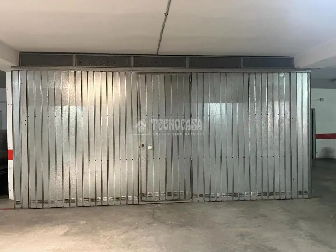 Garaje en venta en Cúllar Vega