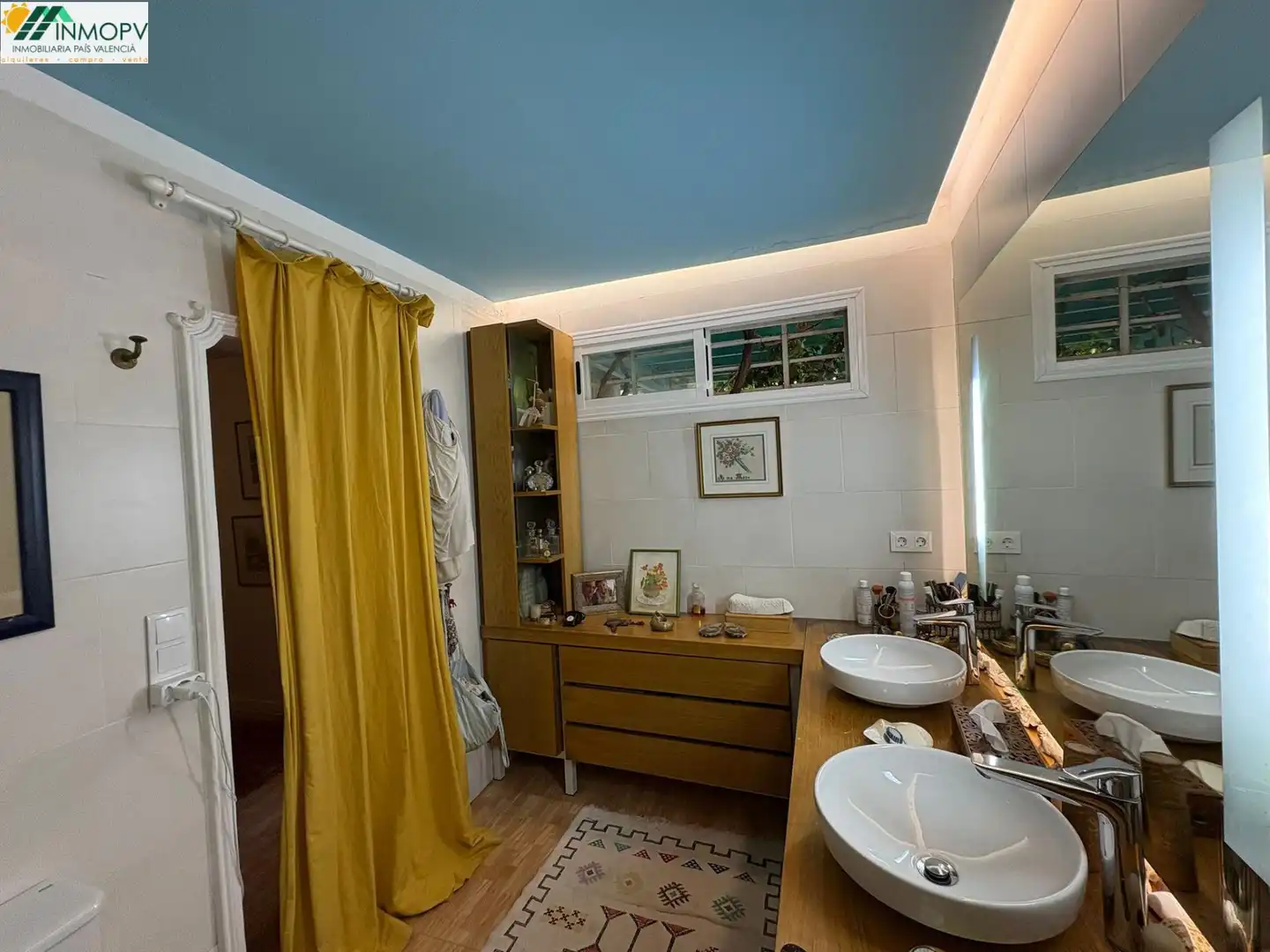 Baño de Casa adosada en venta en Vinaròs con Calefacción, Jardín privado y Terraza