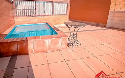 Piscina de Pis en venda en  Córdoba Capital amb Aire condicionat, Calefacció i Parquet