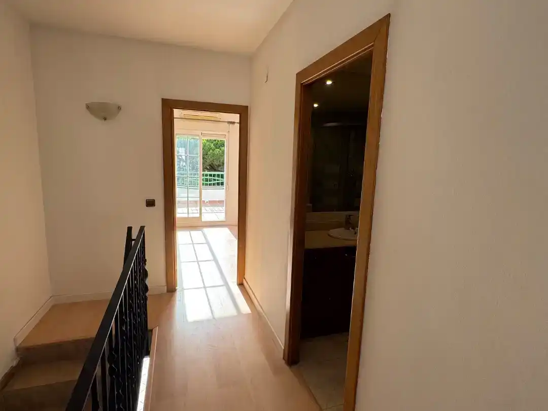 Casa adosada de lloguer en Cunit amb Aire condicionat, Parquet i Traster