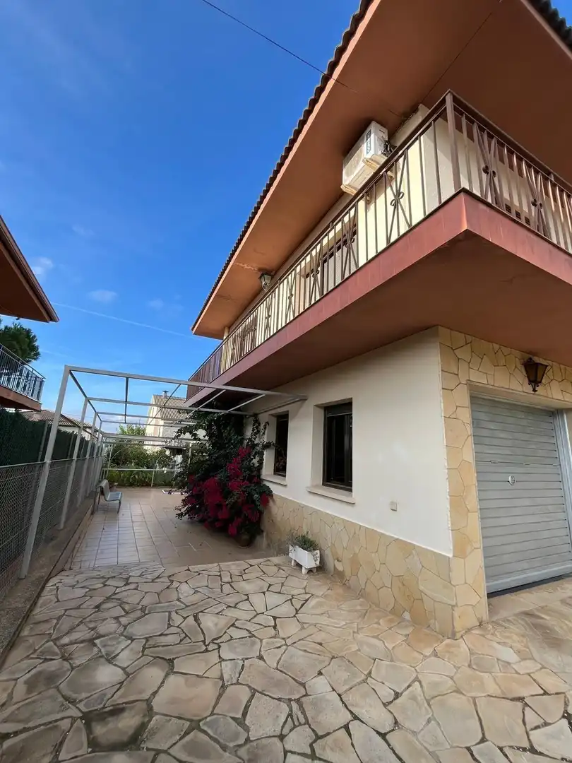 Exterior view of Country homes for sale in Castellar del Vallès  with Heating, Private garden and Terrace