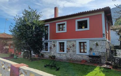Exterior view of Single-family semi-detached for sale in Llanes  with Heating, Private garden and Terrace