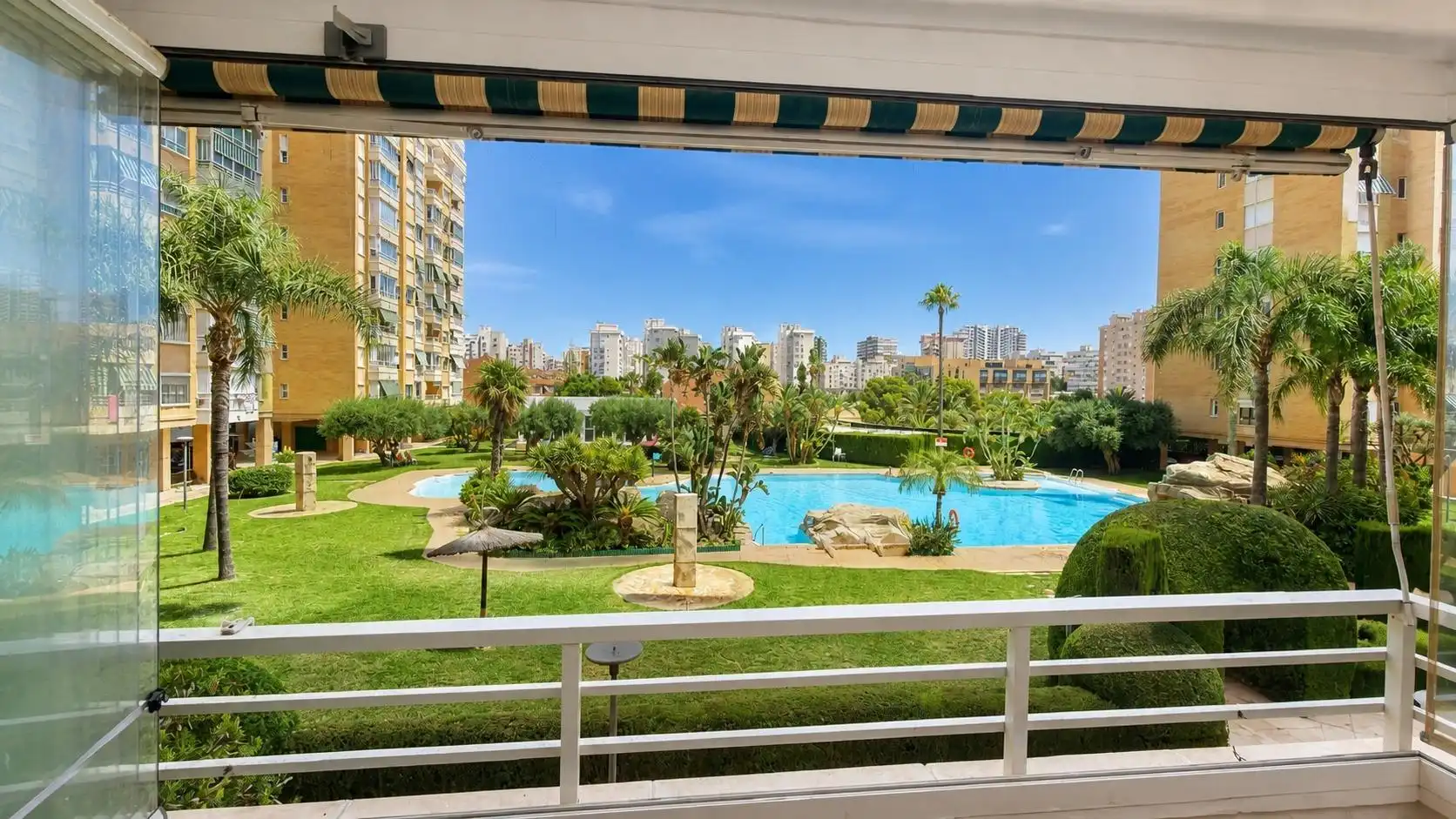 Exterior view of Flat for rent in Alicante / Alacant  with Air Conditioner, Furnished and Balcony