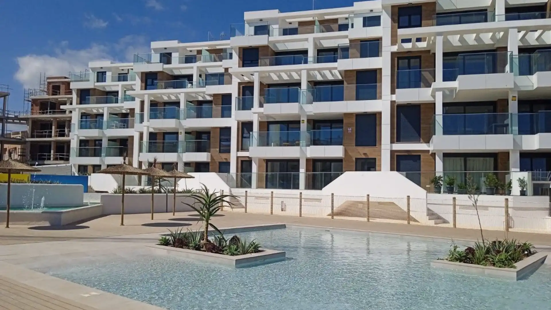 Swimming pool of Planta baja for sale in Dénia  with Private garden and Community pool
