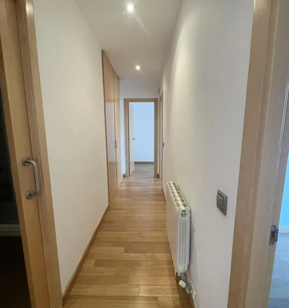 Piso en venta en Igualada con Calefacción y Jardín privado