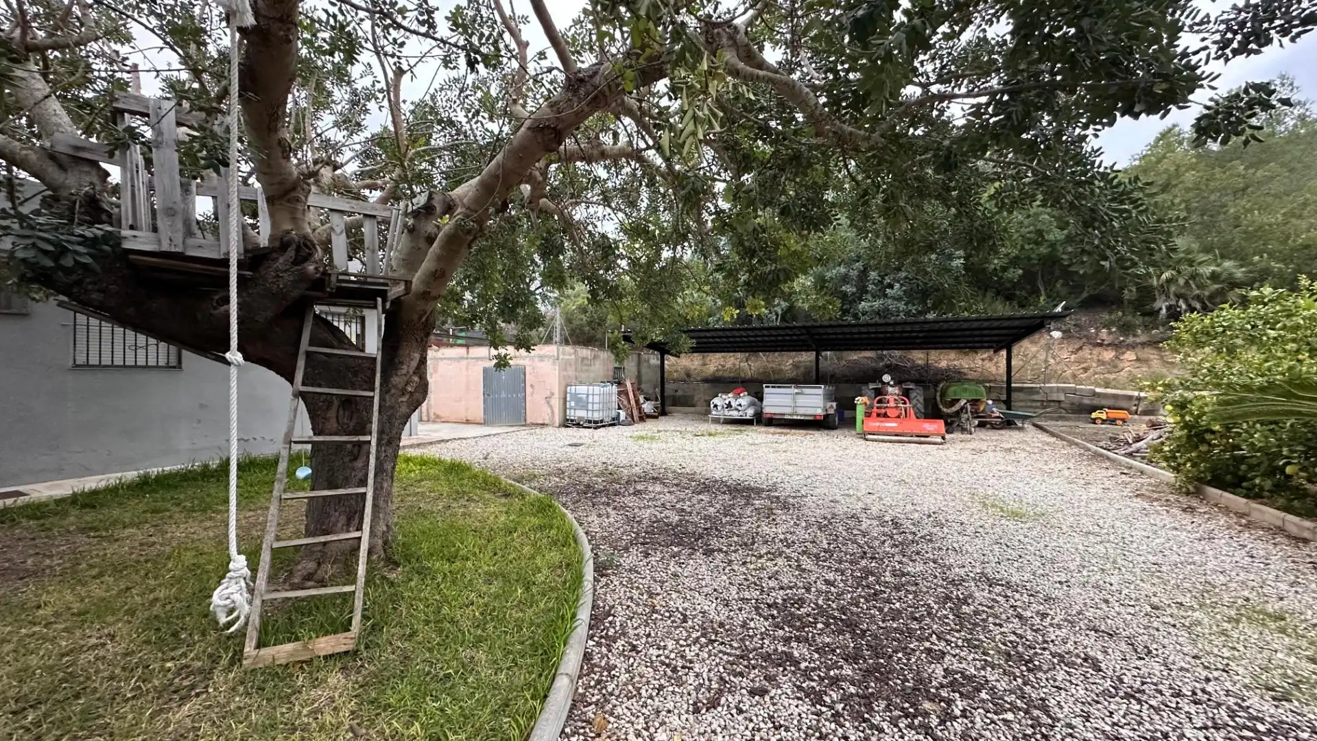 Vista exterior de Casa o chalet en venta en Tous con Jardín privado, Terraza y Trastero