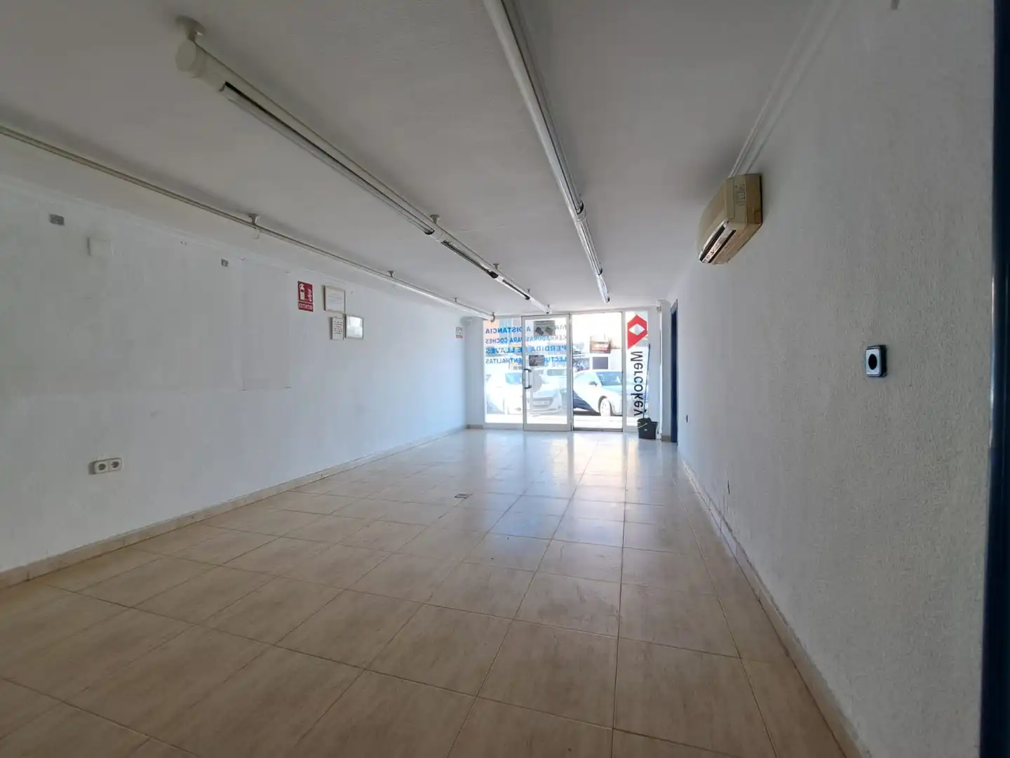 Local de alquiler en Cartagena con Aire acondicionado