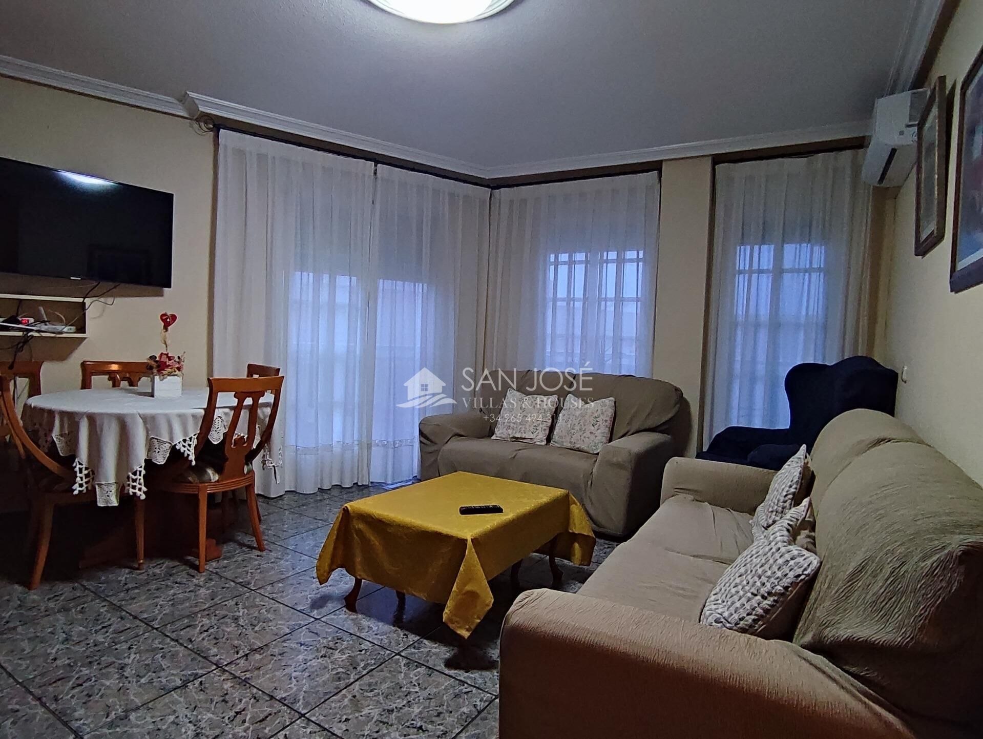 Sala d'estar de Pis en venda en Orihuela amb Aire condicionat, Calefacció i Traster