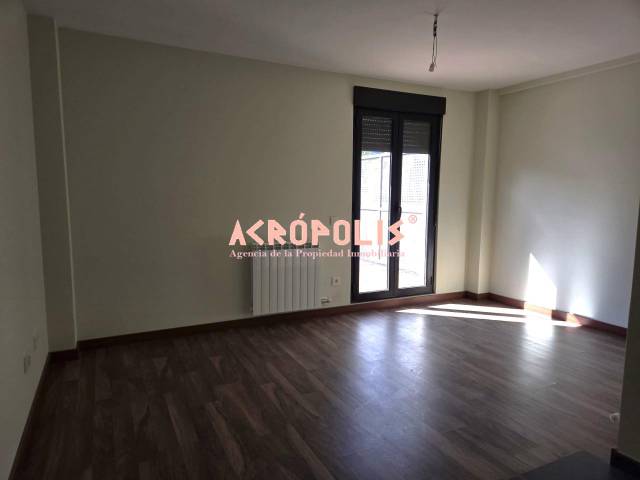 Dúplex en Venta en EMILIANO ALONSO SANCHEZ LOMBA, 15 en Puebla de Lillo