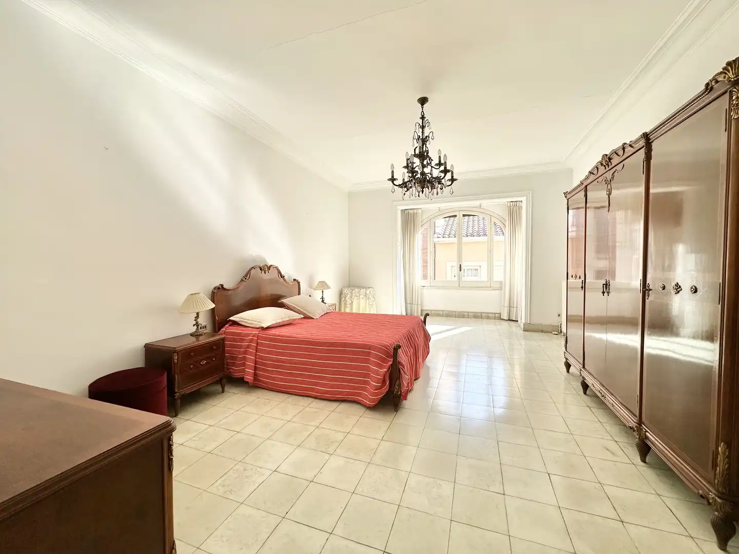 Schlafzimmer von Einfamilien-Reihenhaus zum Verkauf in El Masnou mit Heizung, Privatgarten und Terrasse