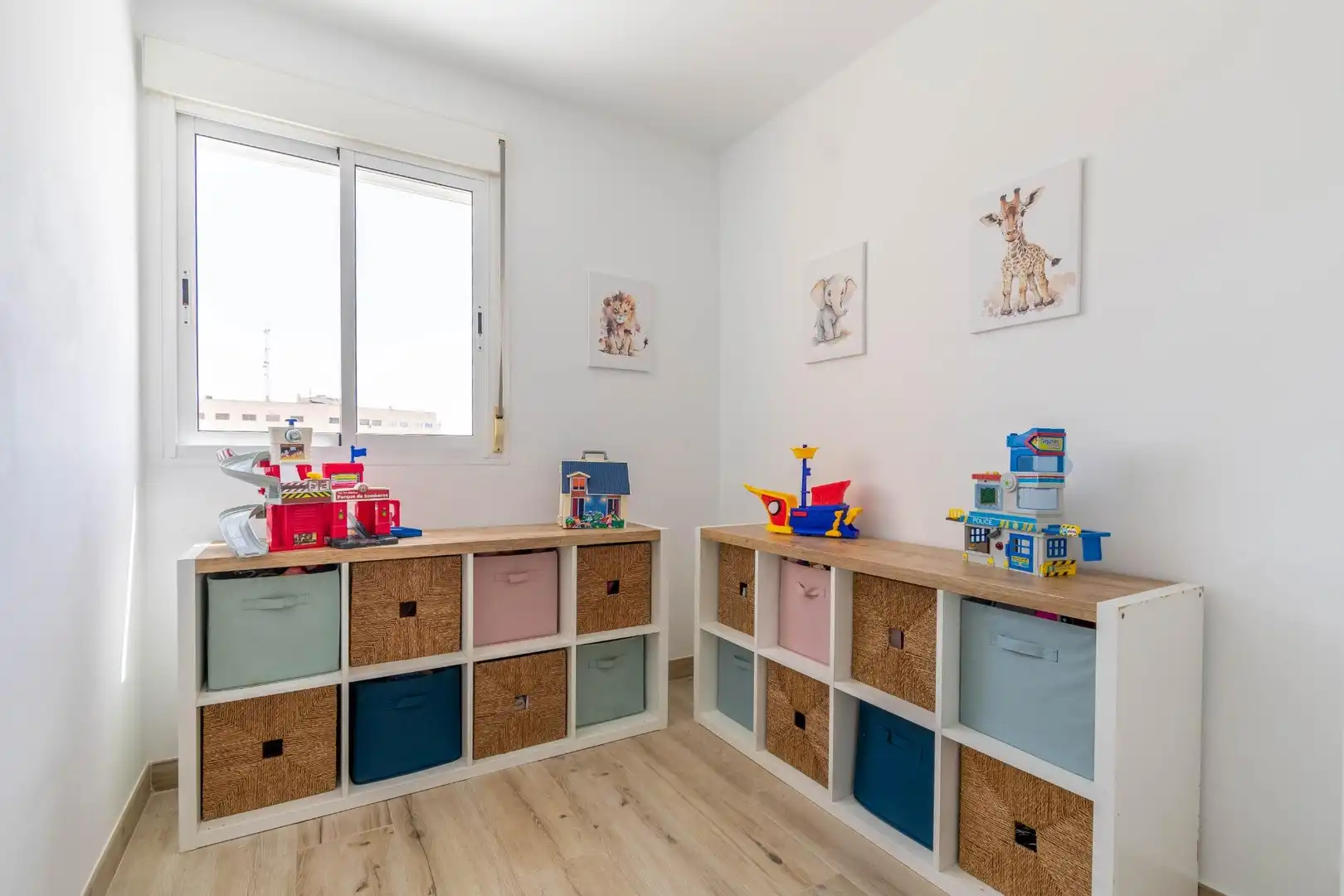 Habitación de Piso en venta en Almería con Aire acondicionado y Terraza