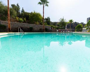 Swimming pool of Apartment for sale in Marbella  with Air Conditioner, Terrace and Balcony