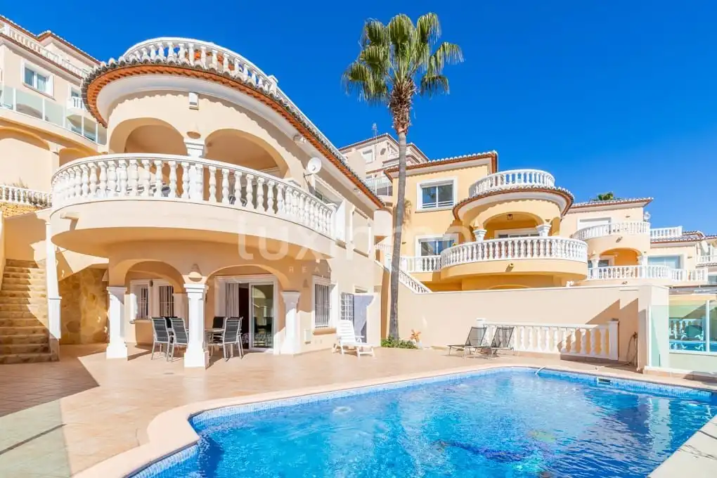 Vista exterior de Casa o chalet en venta en Benitachell / El Poble Nou de Benitatxell con Aire acondicionado, Calefacción y Terraza