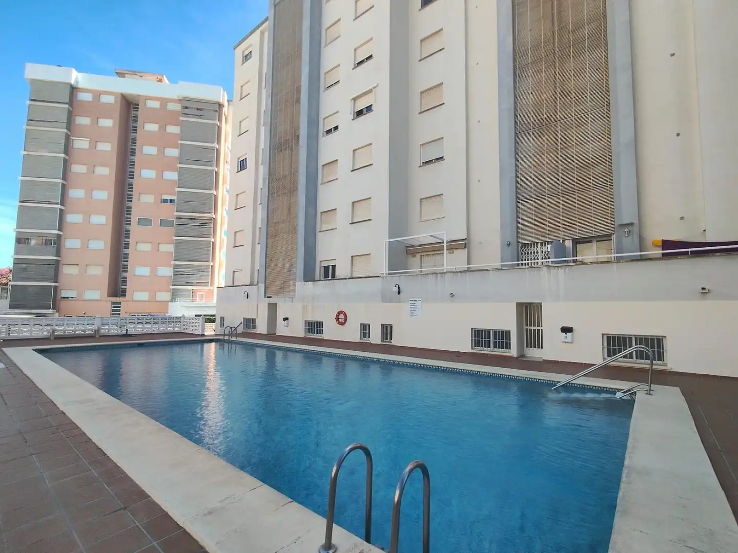 Apartamento con piscina en venta en Playa de Gandia, imagen 41