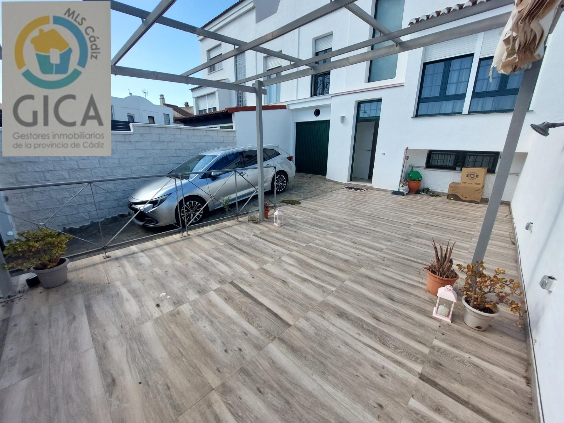 Aparcament de Casa o xalet en venda en Algeciras amb Traster i Balcó