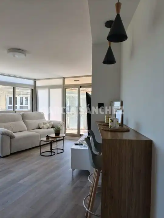 Sala d'estar de Apartament en venda en Boiro amb Traster, Moblat i Forn