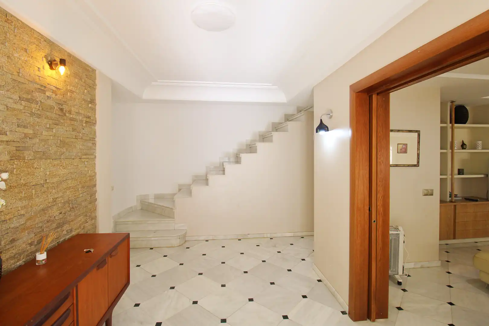 Casa o xalet en venda en Alhaurín de la Torre amb Aire condicionat, Jardí privat i Terrassa