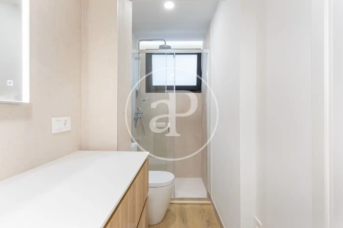Baño de Ático en venta en Valencia con Aire acondicionado, Calefacción y Terraza