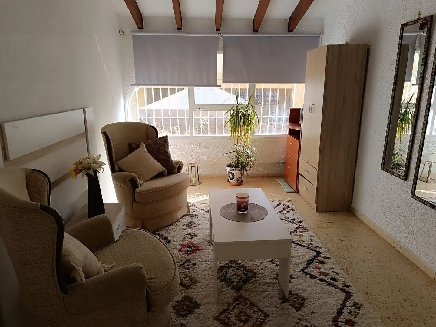 Living room of Houses for sale in L'Alfàs del Pi  with Air Conditioner, Private garden and Terrace