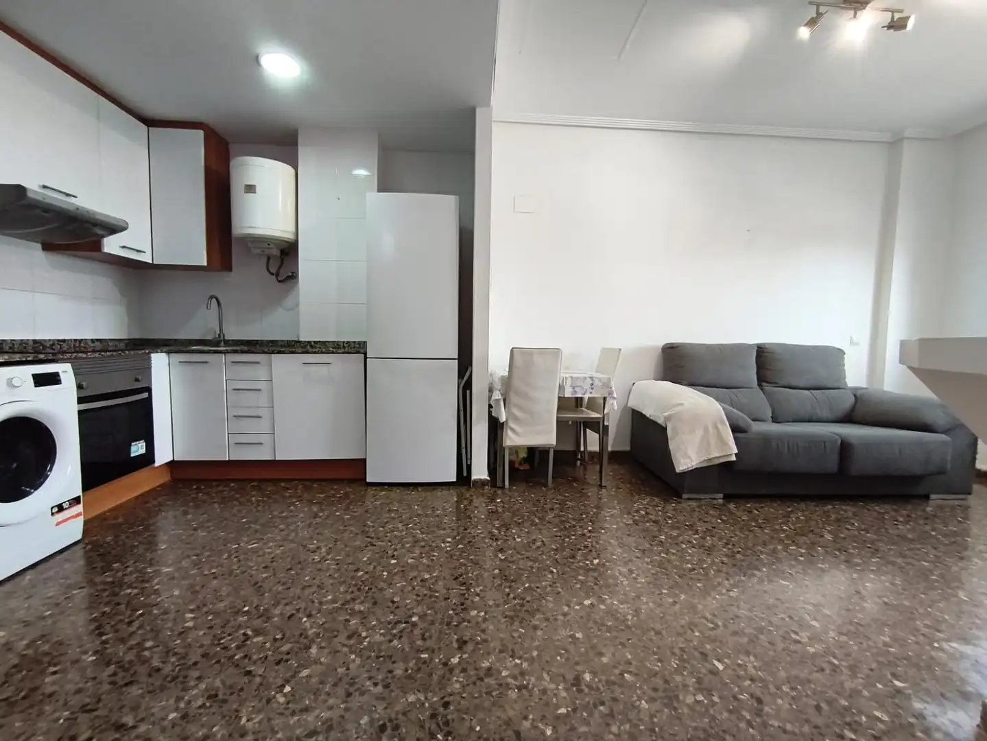 Cuina de Pis en venda en Puçol amb Traster i Forn