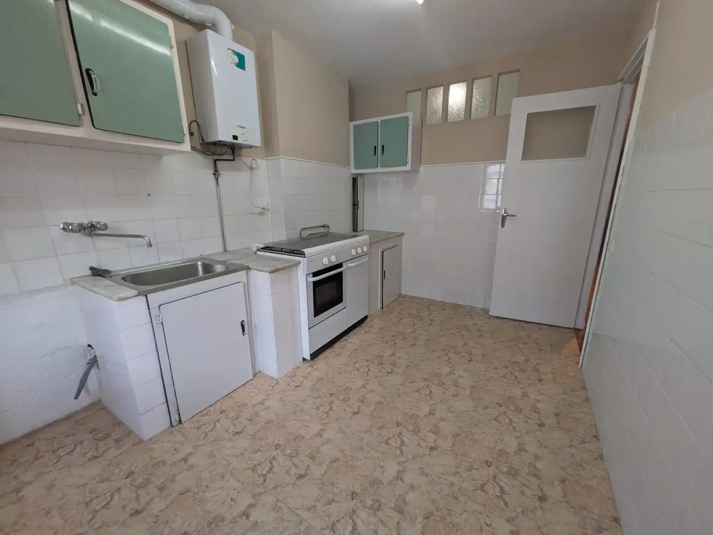 Küche von Wohnung zur Miete in Gijón 