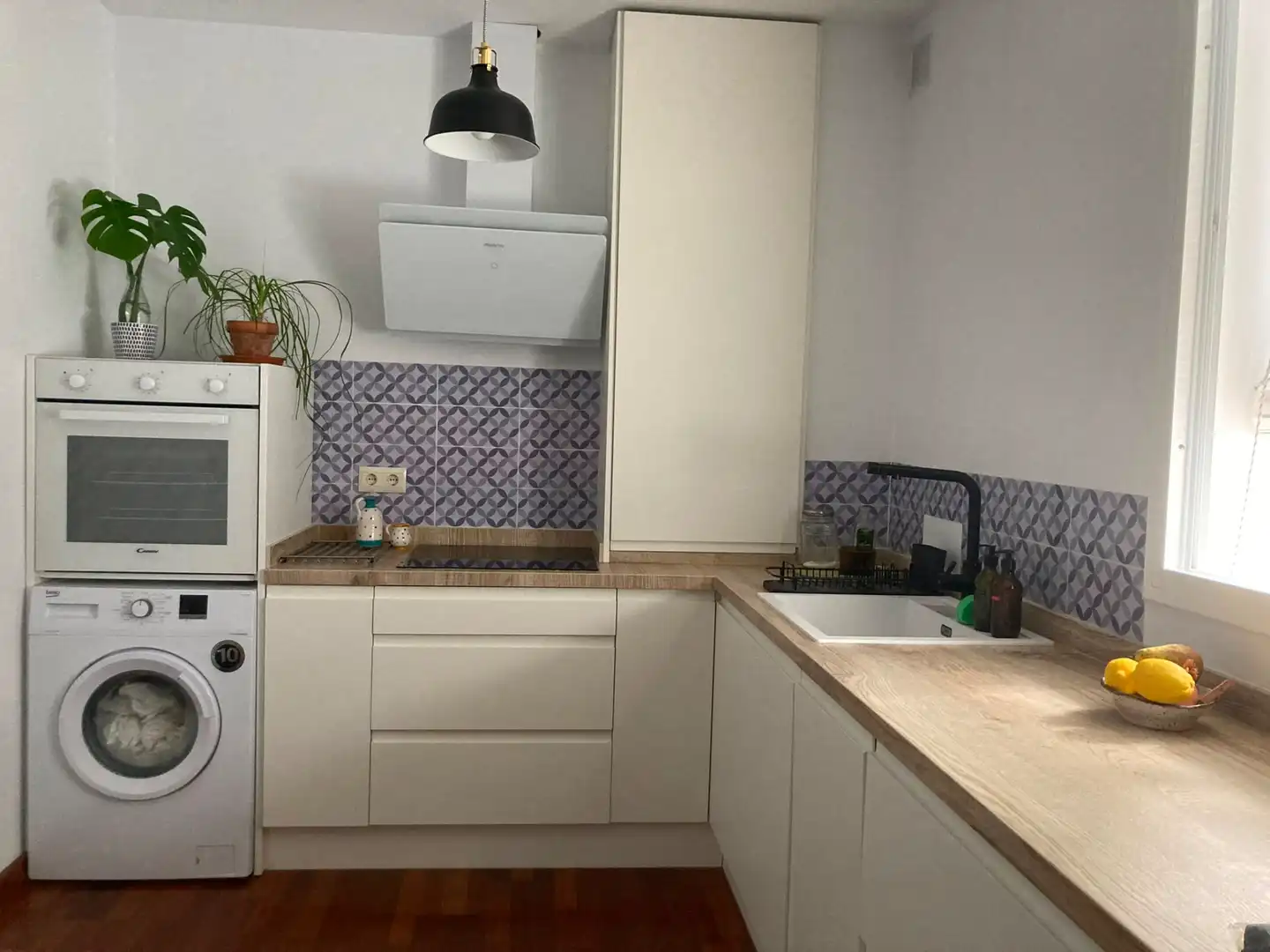Küche von Maisonette zum Verkauf in Sanlúcar de Barrameda mit Klimaanlage, Möbliert und Ofen