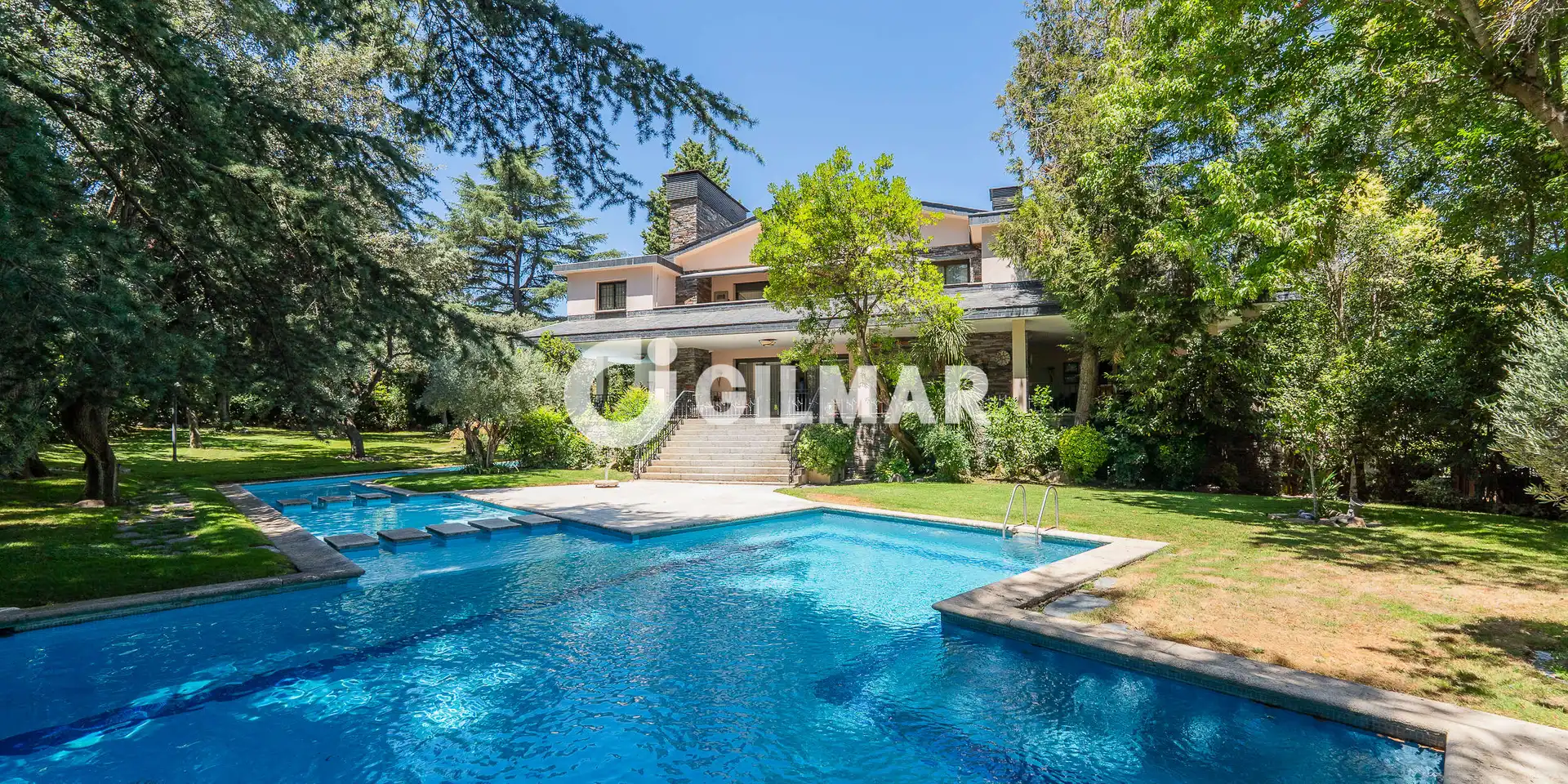 Detached house with pool for sale in Urbanización La Moraleja