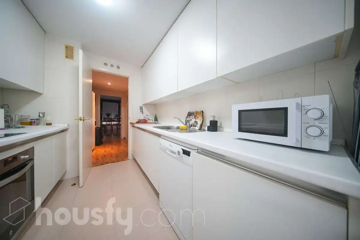 Cocina de Piso en venta en Madrid con Aire acondicionado, Calefacción y Trastero
