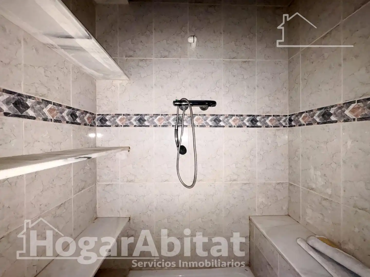 Badezimmer von Wohnung zum Verkauf in Cullera mit Terrasse und Balkon