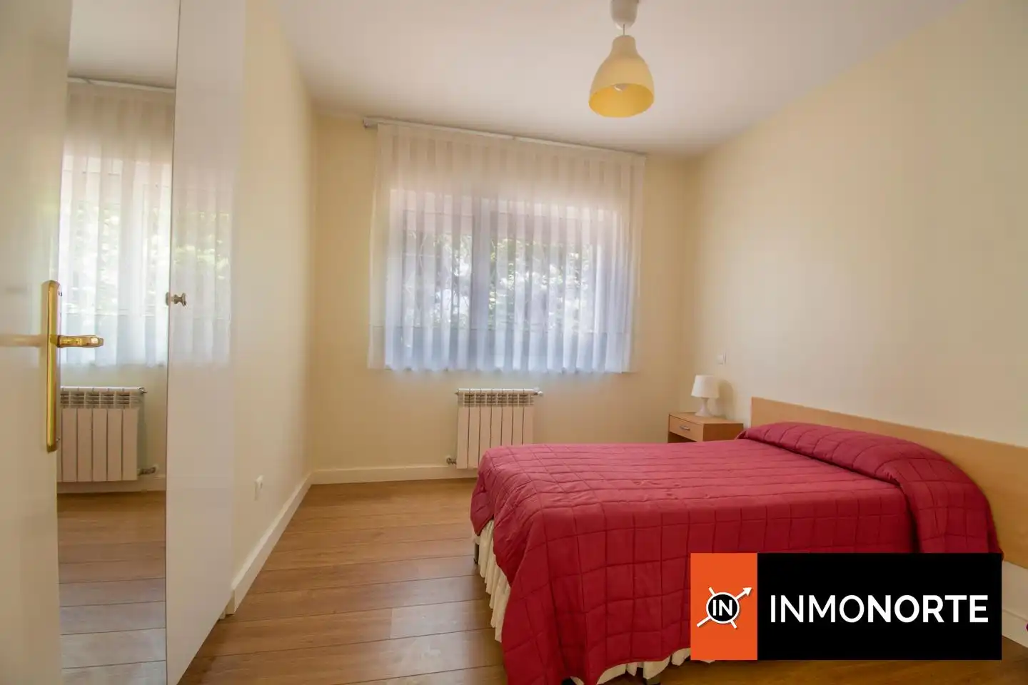 Habitación de Casa o chalet en venta en Laredo con Calefacción, Jardín privado y Terraza