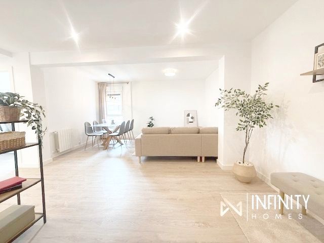 Living room of Flat for sale in Bilbao   with Heating