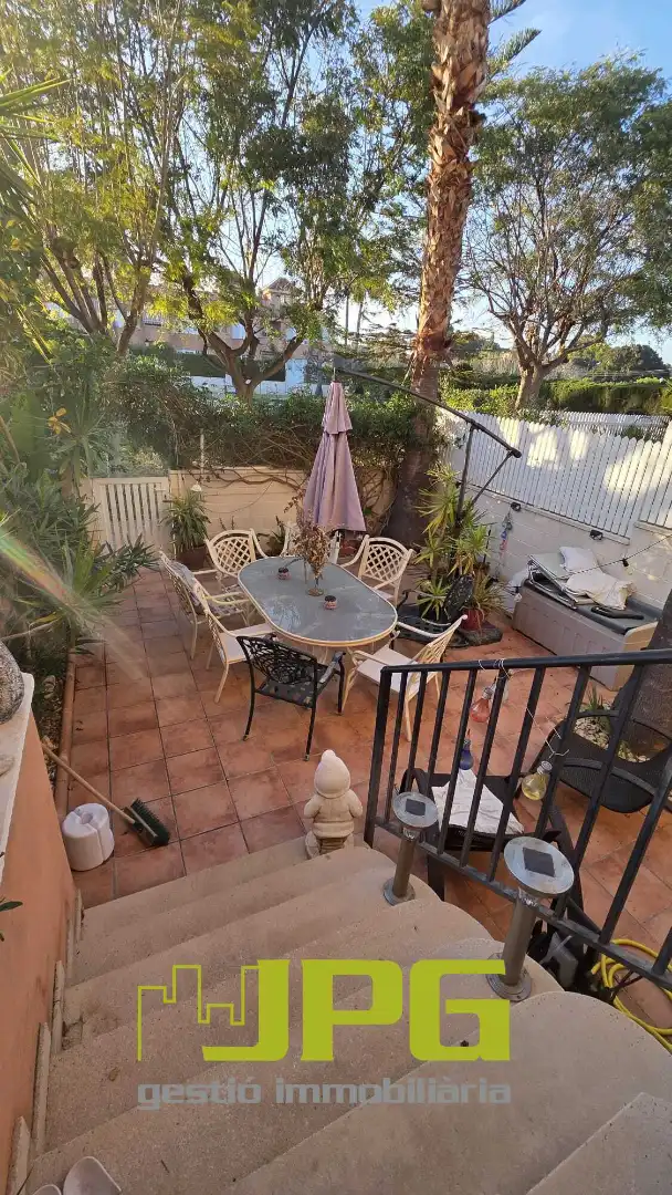 Terrassa de Casa adosada en venda en Sant Joan d'Alacant amb Aire condicionat, Calefacció i Jardí privat