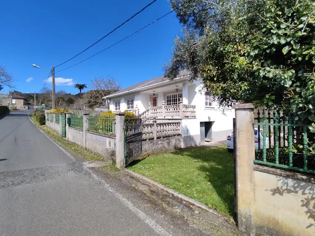 Chalet en venta en Lugar Bustelo Nucleo, imagen 2