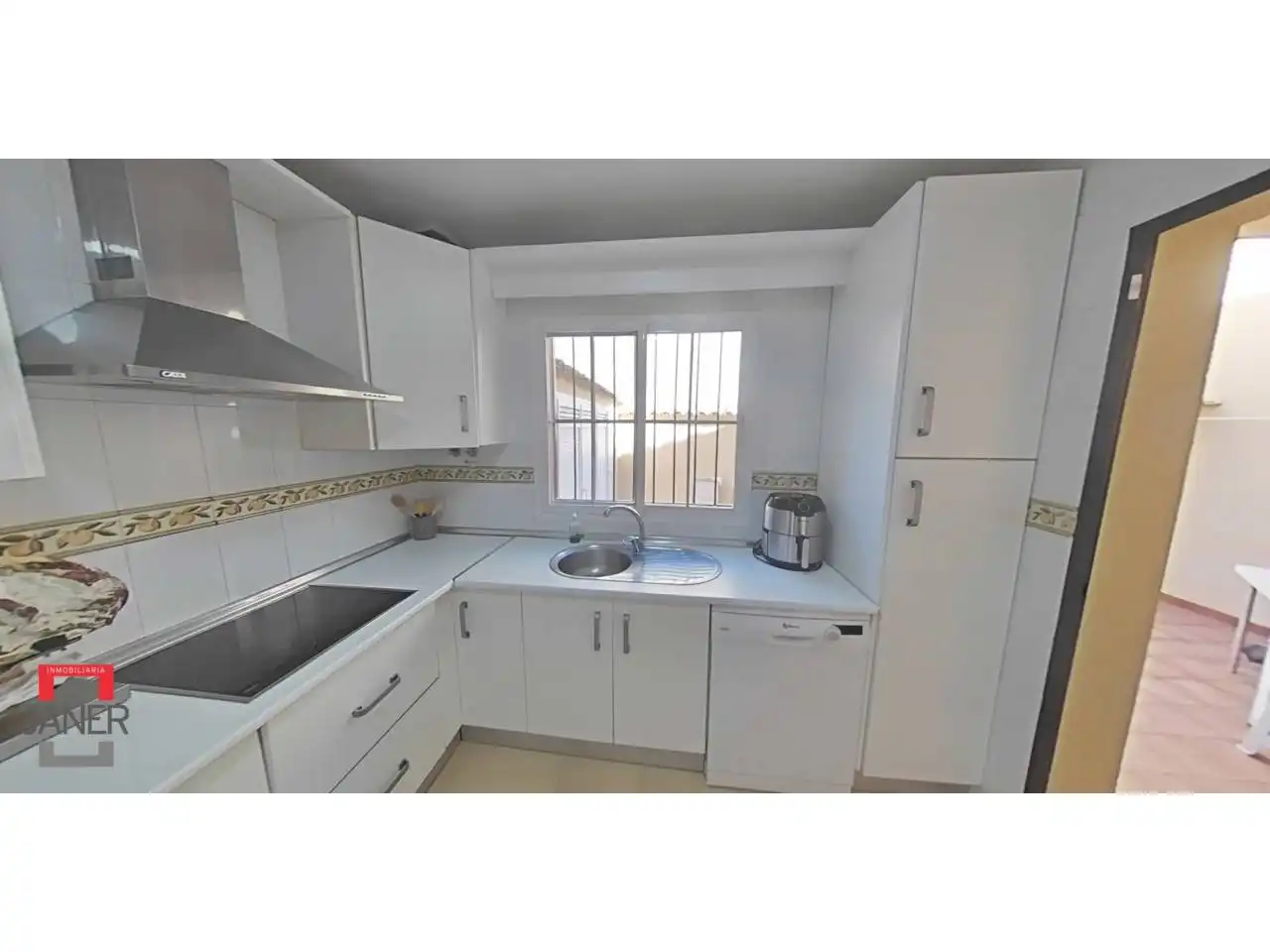 Kitchen of Houses for sale in Tomares  with Air Conditioner, Heating and Private garden