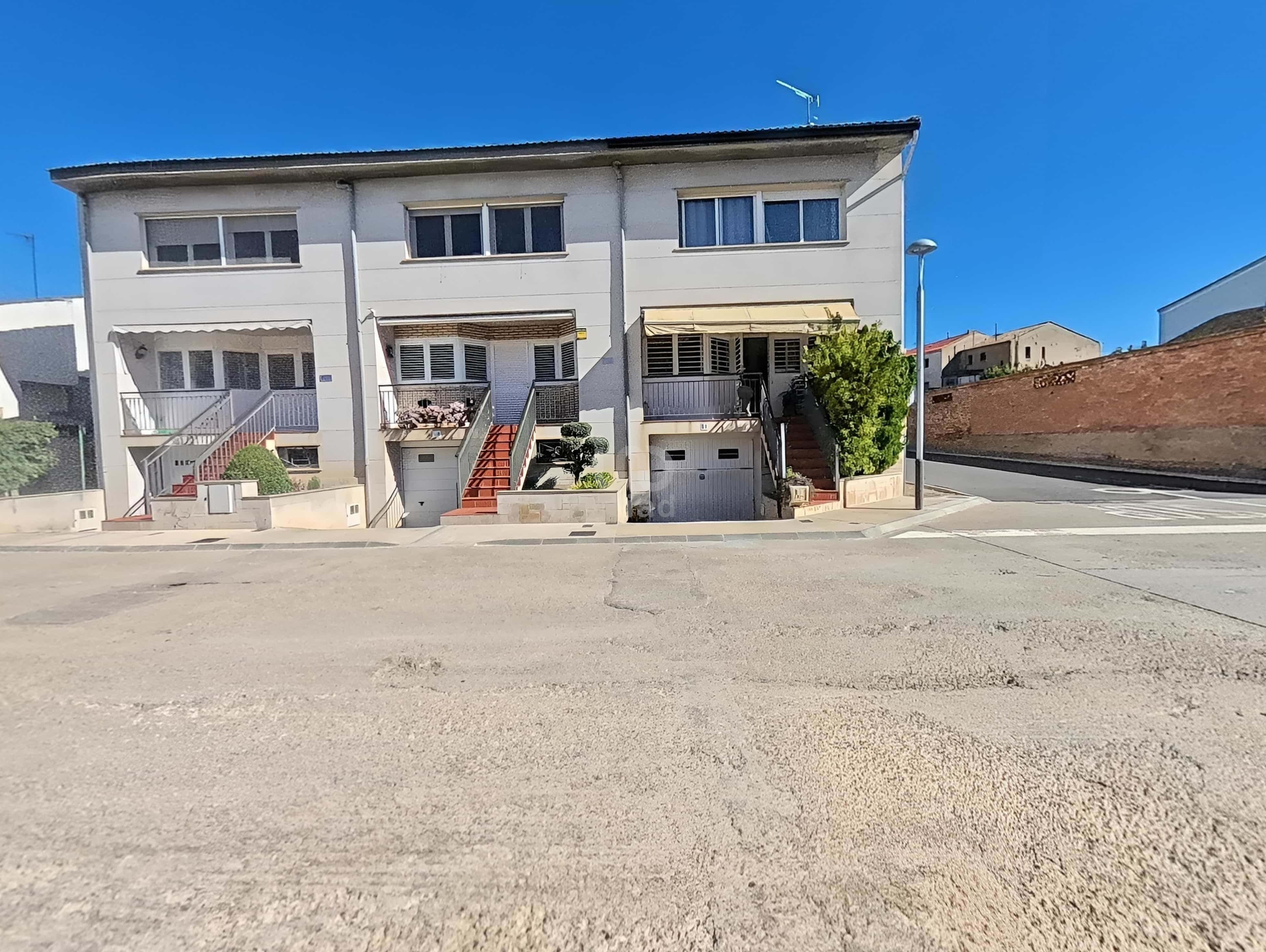 Exterior view of Single-family semi-detached for sale in Castellserà  with Air Conditioner, Heating and Terrace